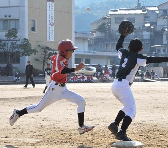 DSC_2113一塁ｾｰﾌa