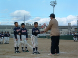 準優勝トロフィー授与